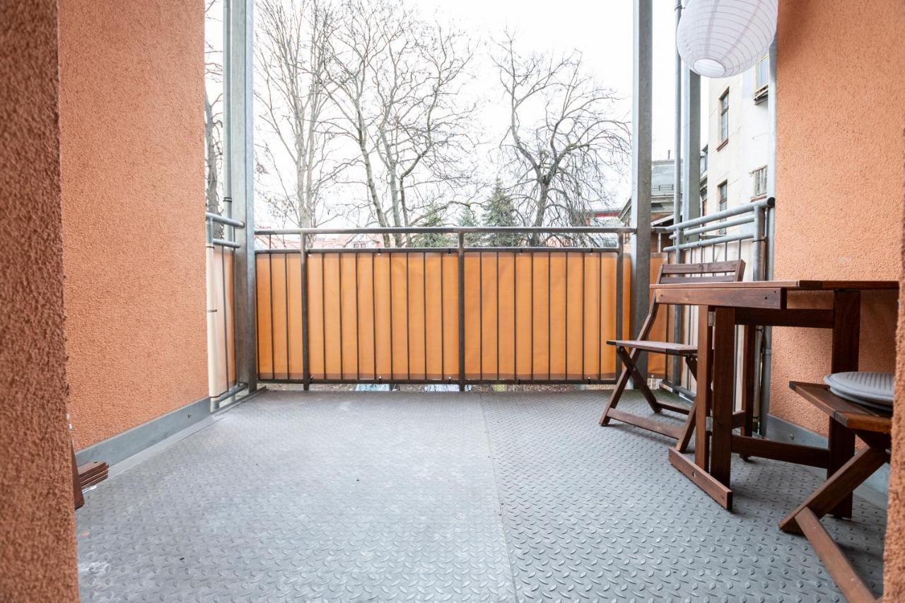 Zwickau mittendrin, tolles Balkon-Apartment Exterior foto